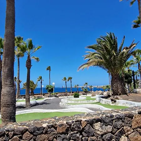 Lovely 2-Bed Villa In Playa Blanca Villa